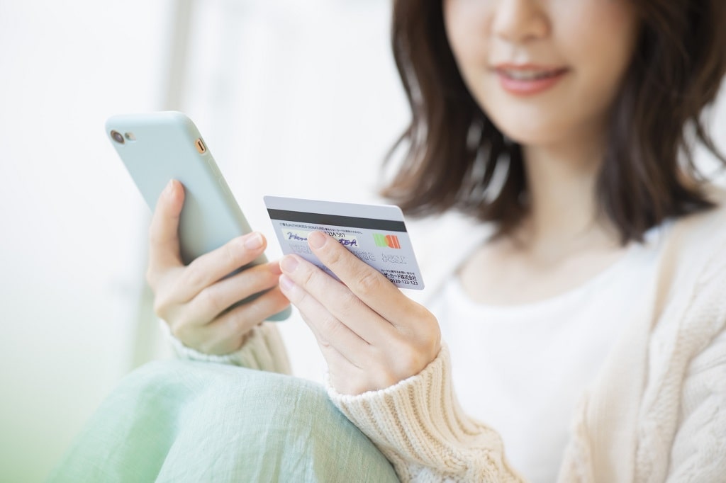 マンションをクレジットカードで購入する場合の住宅ローン審査前に行う対策