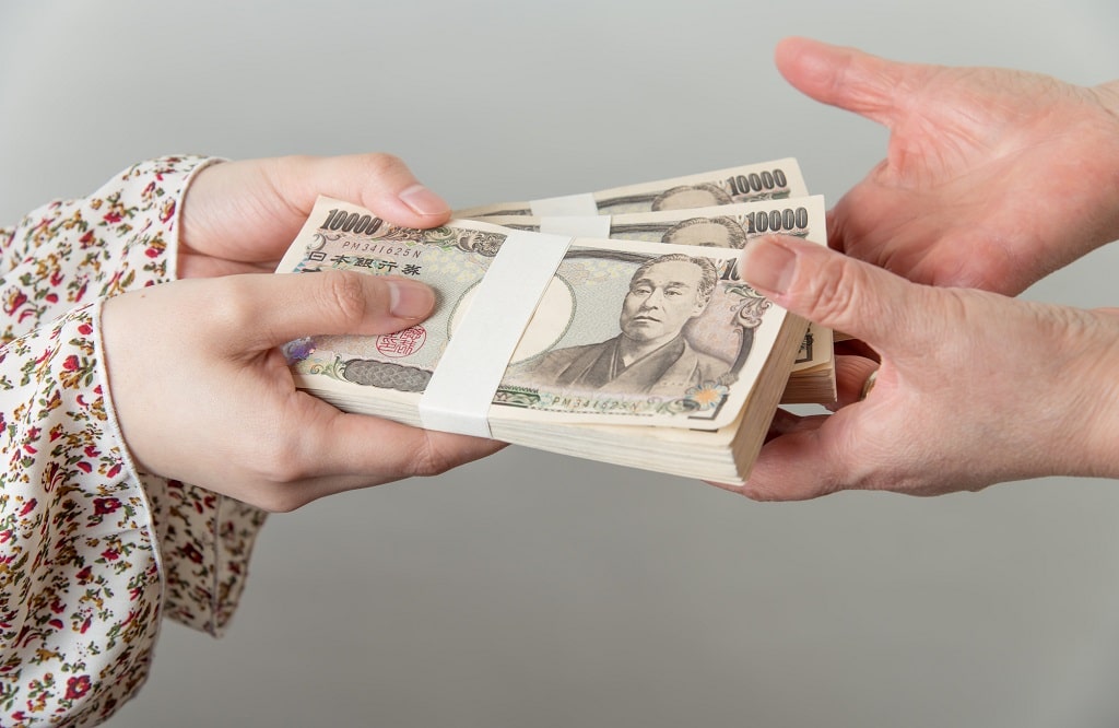 マンション売却時に受け取る手付金について