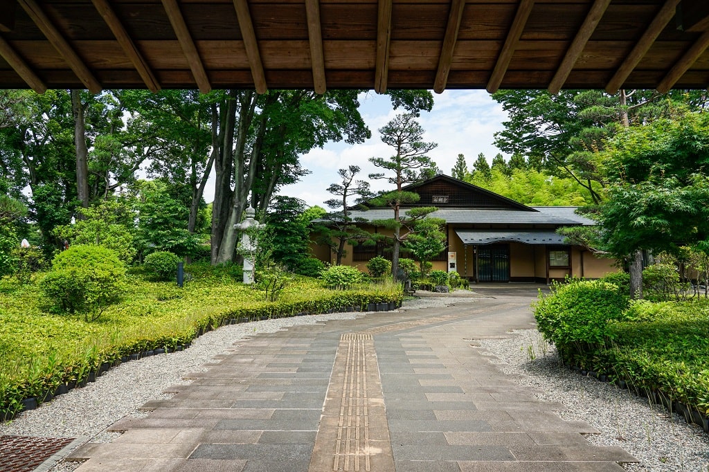 都内まで乗り換え不要！所沢駅の特徴