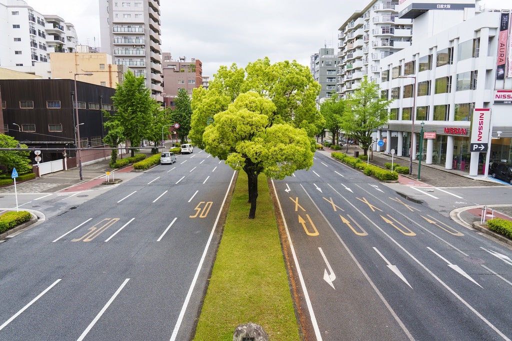 常に活気がある日吉駅は子育てファミリーが安心して暮らせる駅
